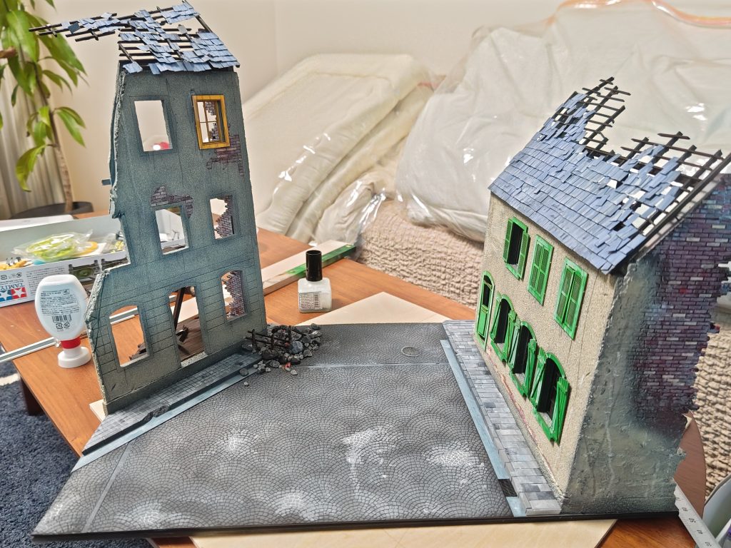 色を塗って瓦礫を追加開始。ここから３か月かかりました