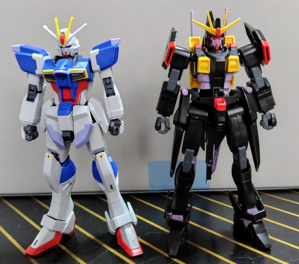 そこで試しに脚の関節の所で数ミリ、ウェストを持ち上げて並べてみると……。行けそうに思えたので、やってみようと思いました……