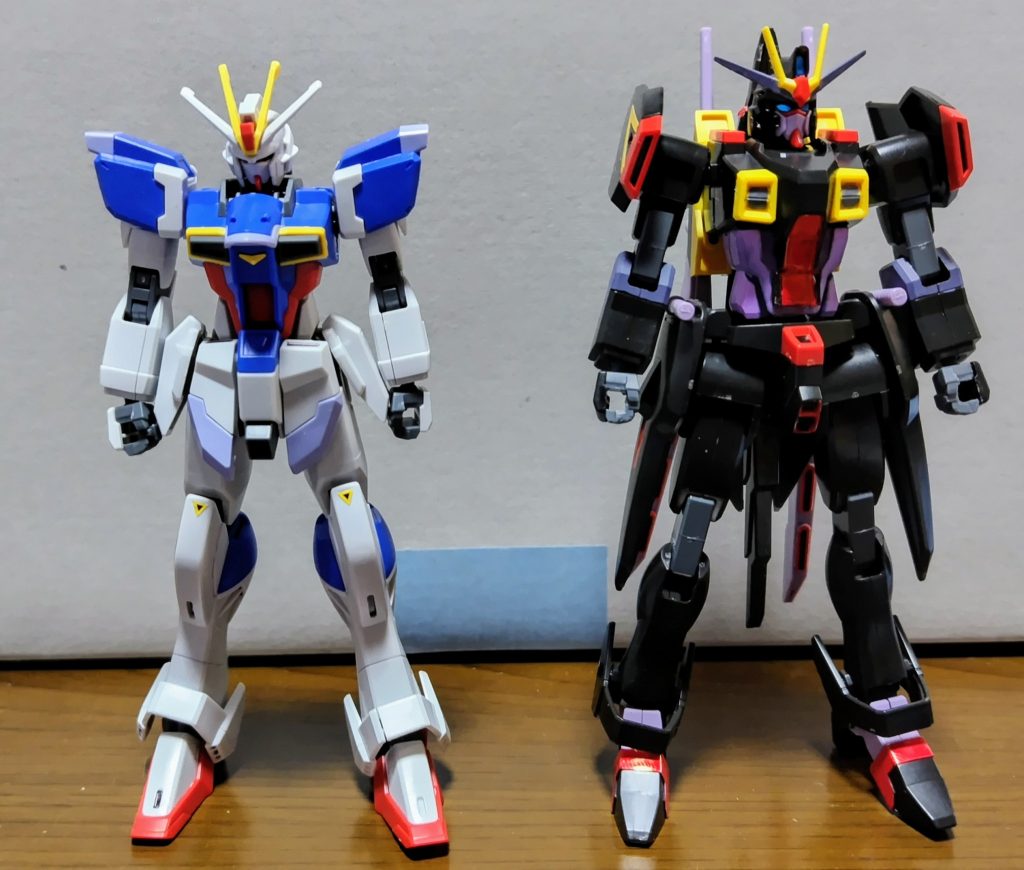 撮り忘れていたのでインパルスガンダムとの比較写真です