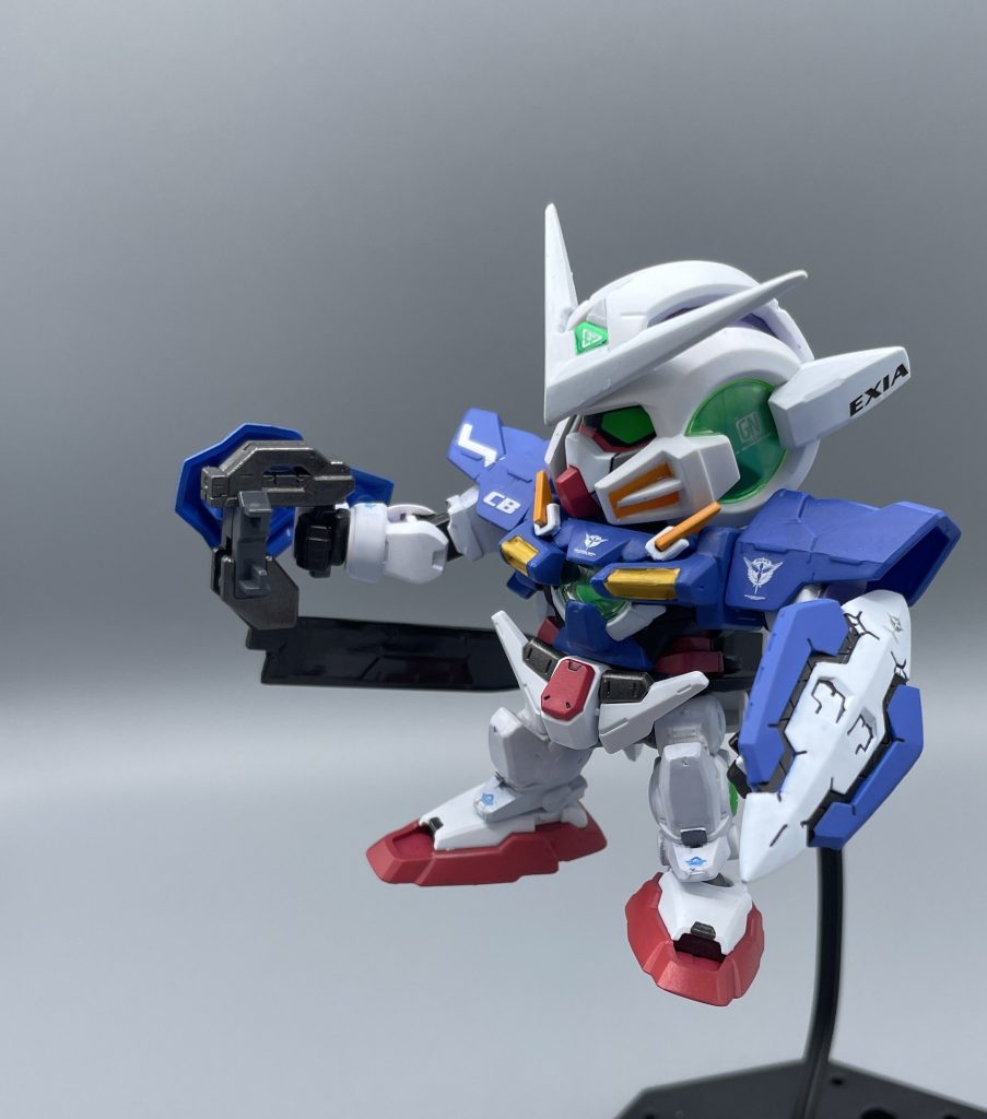 GNソード［ライフルモード］　１期の刹っちゃんは、射撃がへたっぴ。当たっているシーンを探す方が難しい。でも良いんです。エクシアなんて、ソードをブンブン振り回してさえいたらカッコいいんですもの(笑)