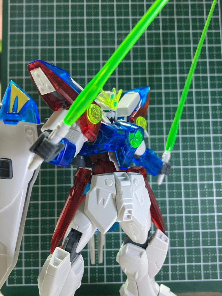 こんなシーンは無かったかと思いますが、ビームサーベル好きなので😊✨️ 私以外にもビームサーベル好きな方、居ますかねぇ😊