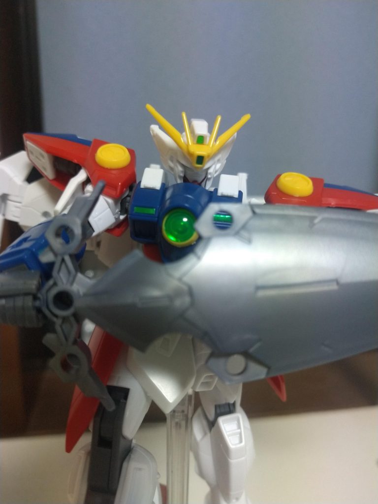 シールドにブレイドを納刀も可能。その際、魔力も回復する。