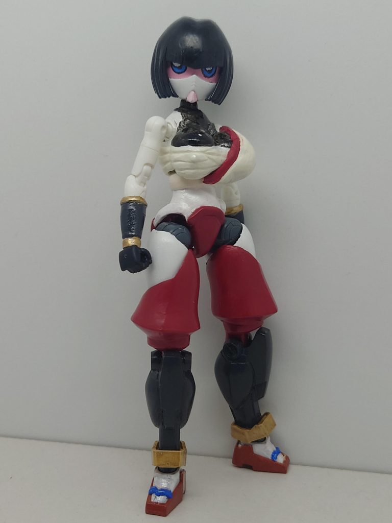 胸の着物は左右にキャストオフできます