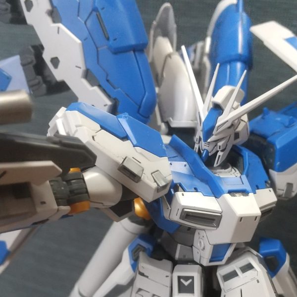 RG Hi-νガンダム