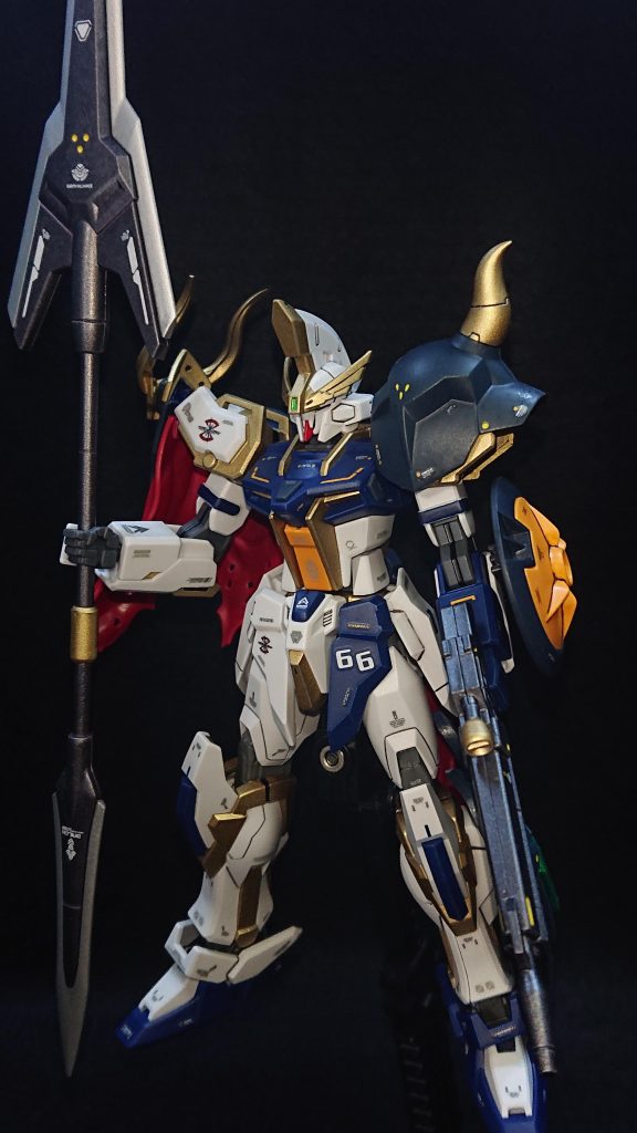 頭部 :リヴランスヘブン胴体 :ストライク腰部 :ビルドストライクEG+30MF肩 :ストライク+30MF腕部 :ストライク脚部 :ビルドストライクEGバックパック:なし武装 :ビームジャベリン(ダリルバルデ) ビームライフル(ストライク) シールド(ジーエンアルトロン)