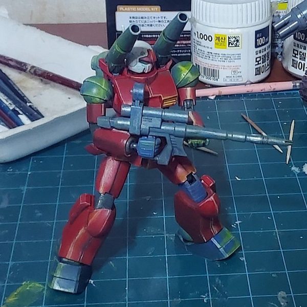 筆で塗ったガンキャノン作りました