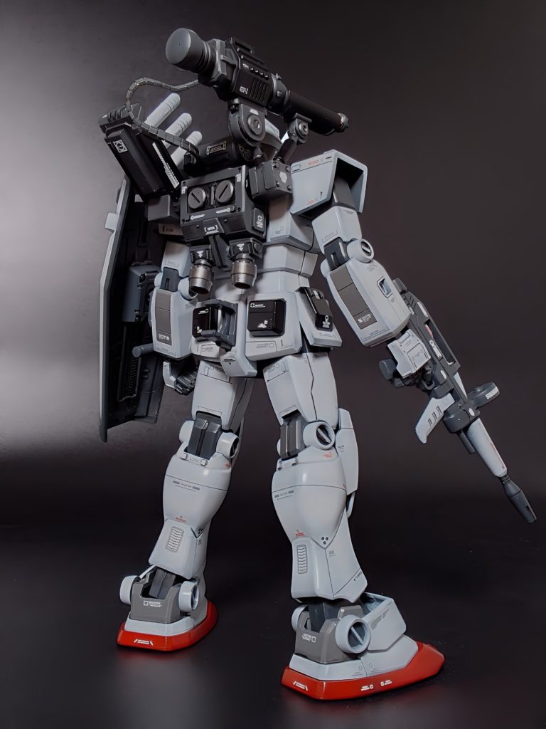 背中にしょってるものはまるまる自作パーツです。