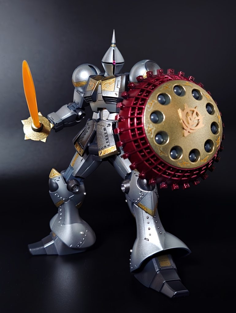 ここからは何ポーズかなんせ武装が他にないのでポージングのバリエーションが…😅 そういえば柄の部分もオリジナルでした