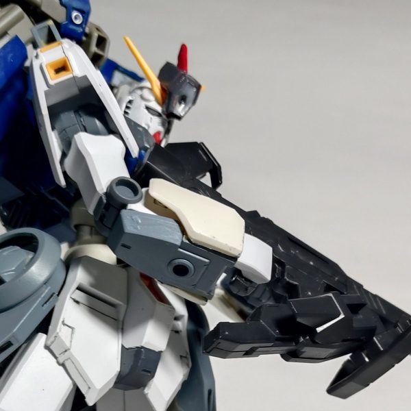 νガンダムペイトレール