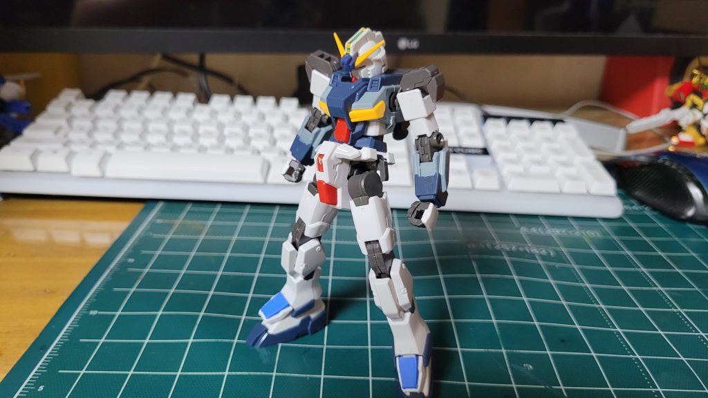 それで思ったのがこれ。それさえも残っていたアドバンスドヘーゼルのジャンクパーツを利用して通常のヘーゼル頭を作り出すことに成功した。