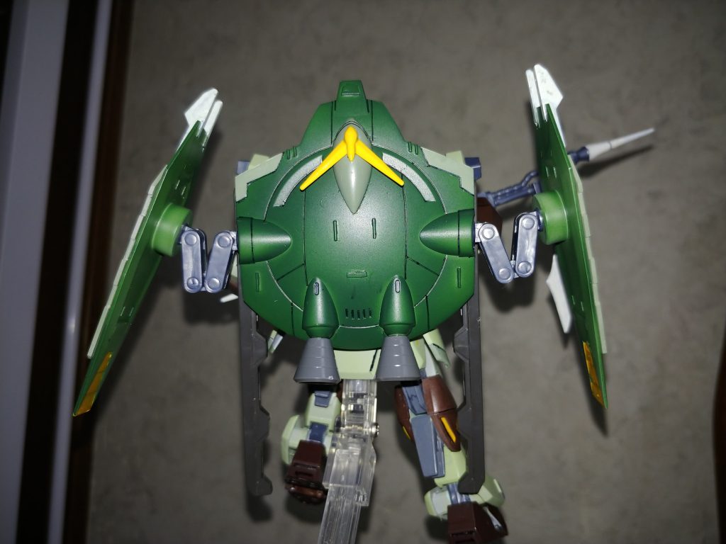 何かしらデカールが欲しくなる出来栄えの甲羅ユニット。けど、デテアップ量はクドくも無く良くできたと自己満。