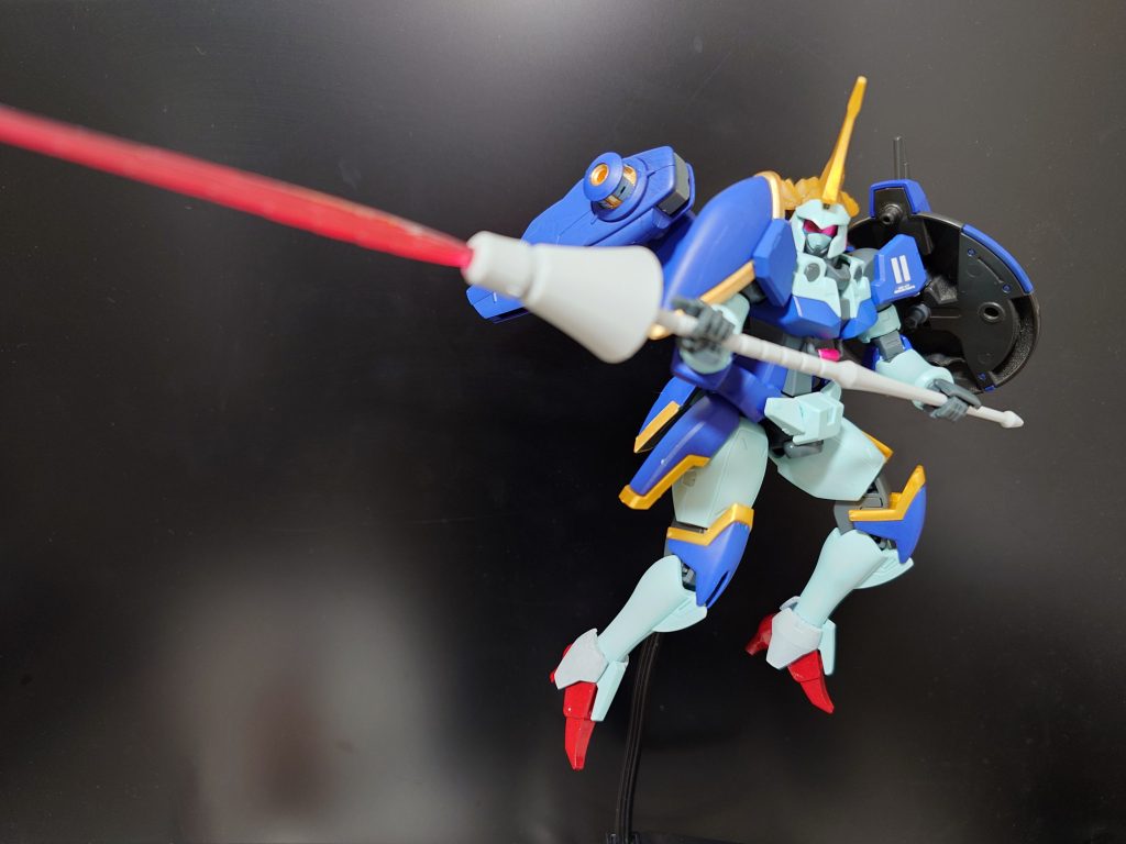 今回注力したのは赤いブーツ!(パンプス?笑)女の子がトールギスⅡに惚れるとはいえ、女性タイプのガンプラを唯一のオリジナルにするには…と考えた設定ですww因みに赤いブーツで生地はエナメル、靴裏は黒、白いファー付きをイメージしてますwww