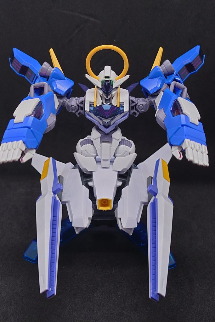 スカート部のフィン・ファンネルと合わせて一斉射撃を再現！