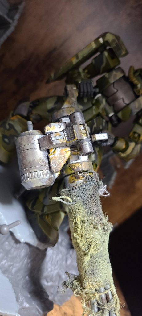 指用の包帯？巻くやつを使ってギリースーツみたいなの作ってみました！