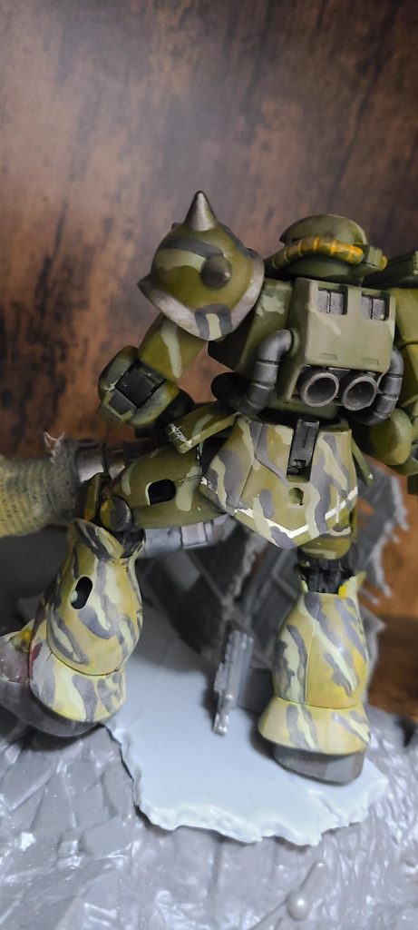 動力パイプは後から車の模型用のやつ使って世紀末感を出したいと思います！