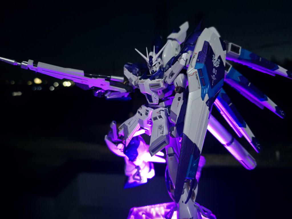 RG Hi-νガンダム