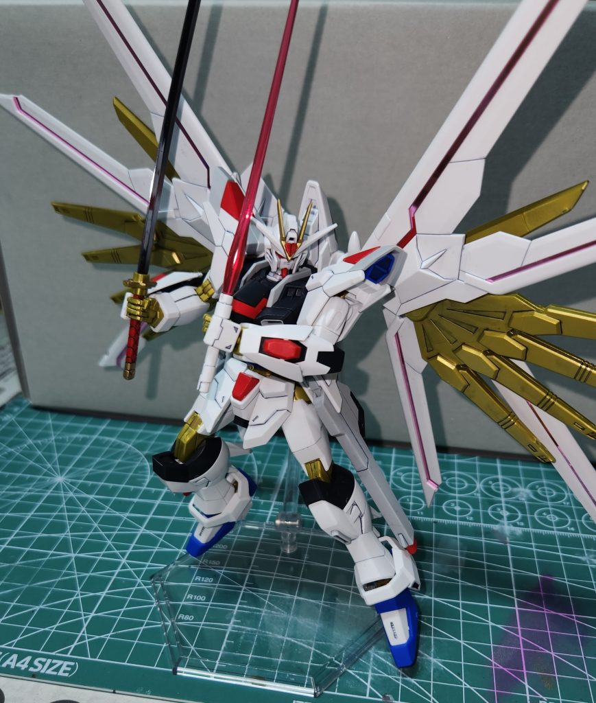 相変わらすポージングは苦手です(-_-;)