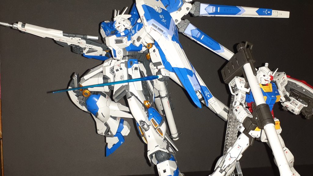 アムロの初搭乗機と最終搭乗機がRGで揃うのはいいですね。まぁさすがにRGでディジェは出ないだろうけど