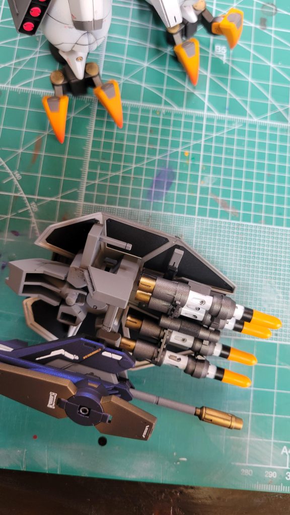 一応ランスも懸架出来るように