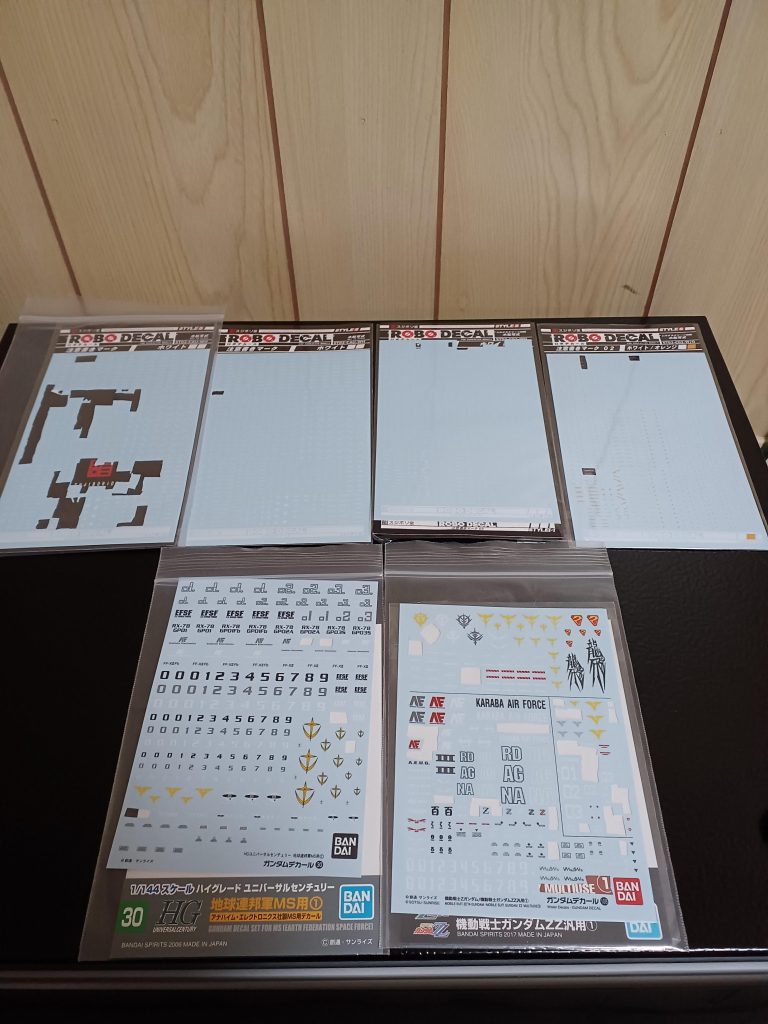 デカールです(gundam-kao6)