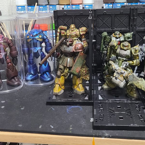 おっさんの人形遊び