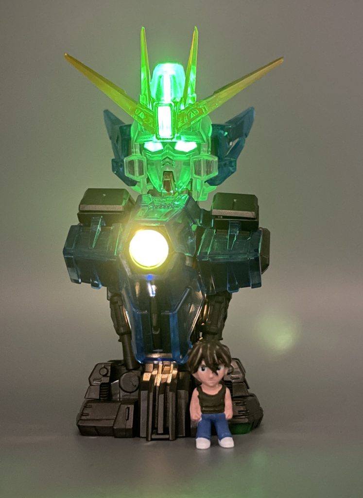 決まったー!!!! ヒイロ君のドヤ顔!!教えてくれ五飛…。俺はあと何回ガチャを回せば満足するんだ。  一生満足しないでしょうね(笑) 今回は3回回して運よくコンプリート! 計1,500円の出費で済みました。これを安いと取るか高いと取るかは人次第ですが、私には高いです(´;ω;`)(笑) ですが、今回もやりたいことがやれたので大満足です!最後までお付き合い下さり、ありがとうございましたヾ(≧▽≦)ノ