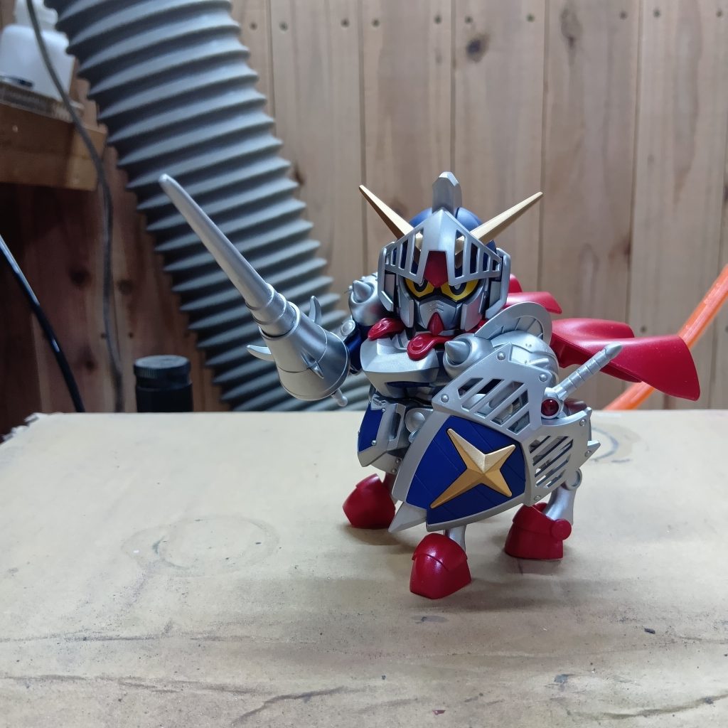 SDWも好きだけど、このくらいシンプルで作りやすい。ポーズも取りやすいし、レジェンドBBくらいがちょうどいいかもね。