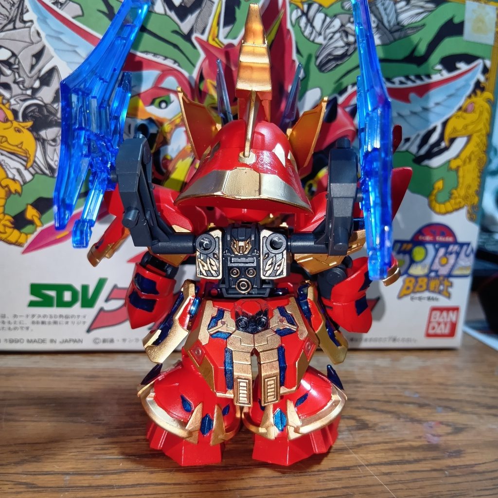 クリアーパーツって、どう処理するのが正解なんだろう？？？普段はメタリックの近似色で塗ってしまっていますが、試しにそのまま残してみました。