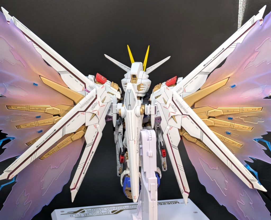 プラウドディフェンダーも派手にしたけどエフェクトパーツのせいであんまり目立たない(笑)最後までご覧いただきありがとうございました!