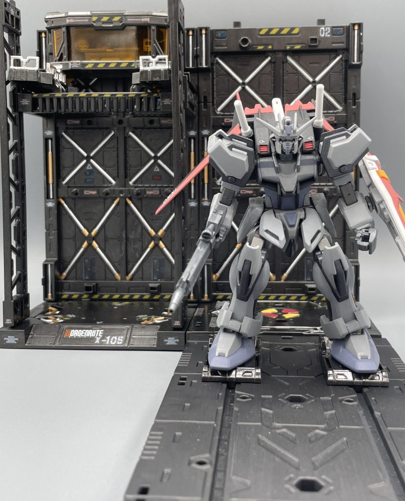 進路クリアー! ストライク発進、どうぞ!! キラ・ヤマト! ストライク、行きます!!