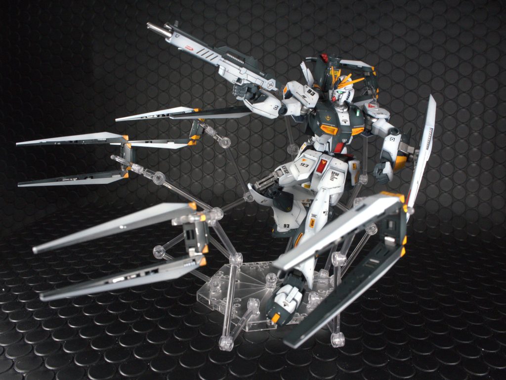 ファンネル斉射!