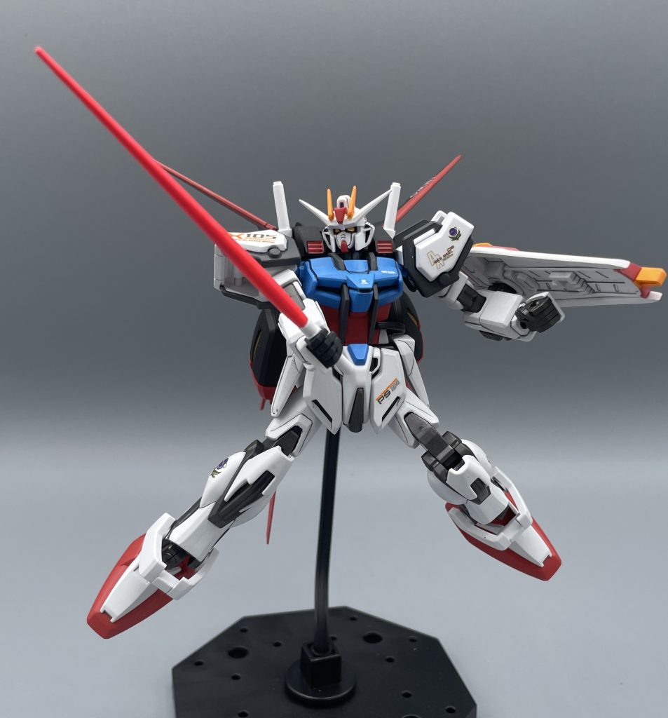 ビームサーベル クリアのビーム刃は付いてこず、手首と一体型のサーベルが付属します。私はこの仕様が結構好きだったりします(*'ω'*)