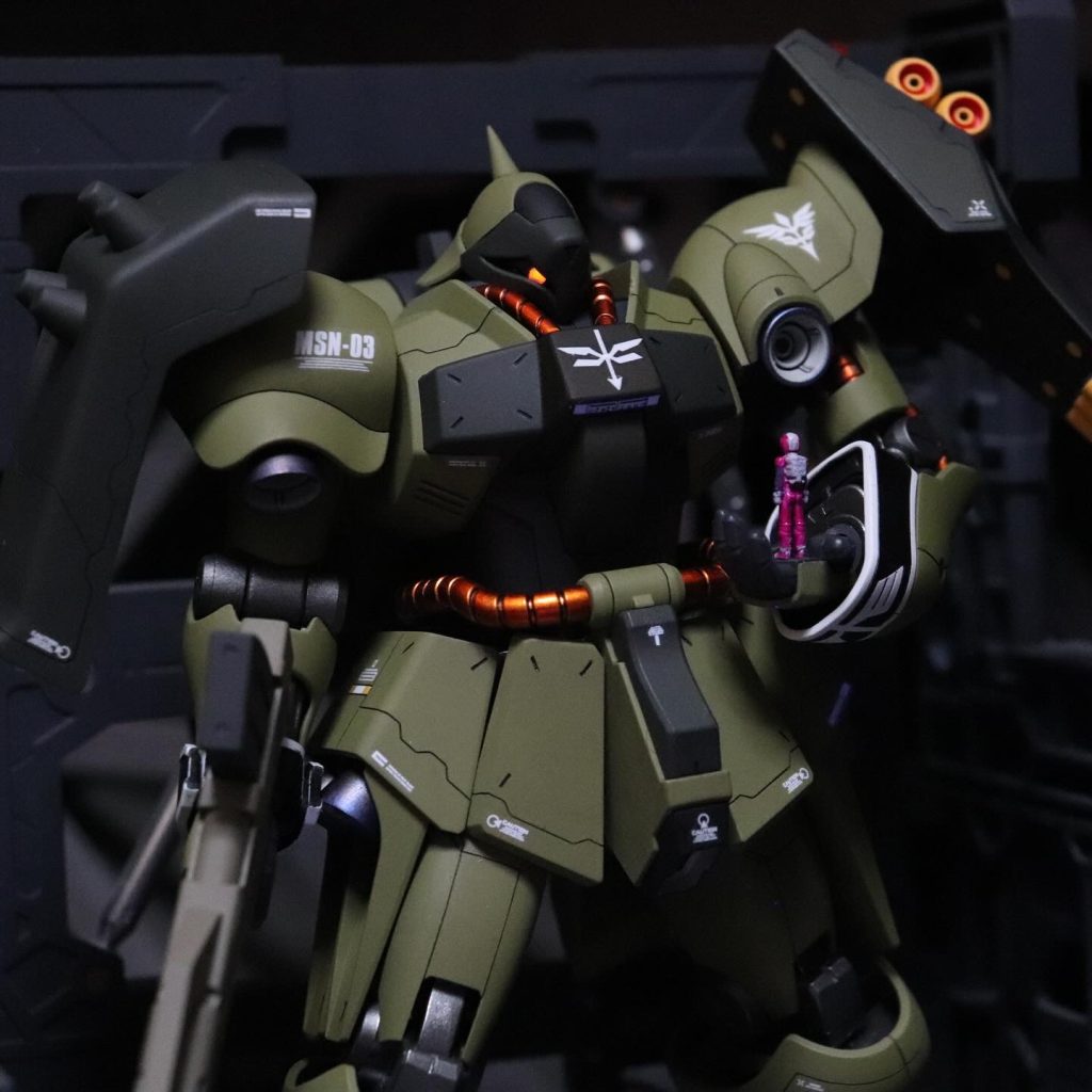 クシャトリヤの前にマリーダさん乗ってたかも？違うかぁ。。。