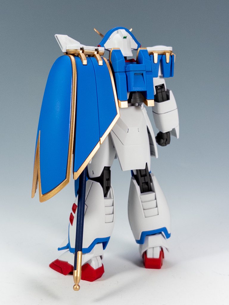 リアビューです。コアランダーもシンプルですね。複雑なカラーリングパターンですが、パーツ分けでほぼ再現されています!バンダイ脅威のメカニズム(笑)