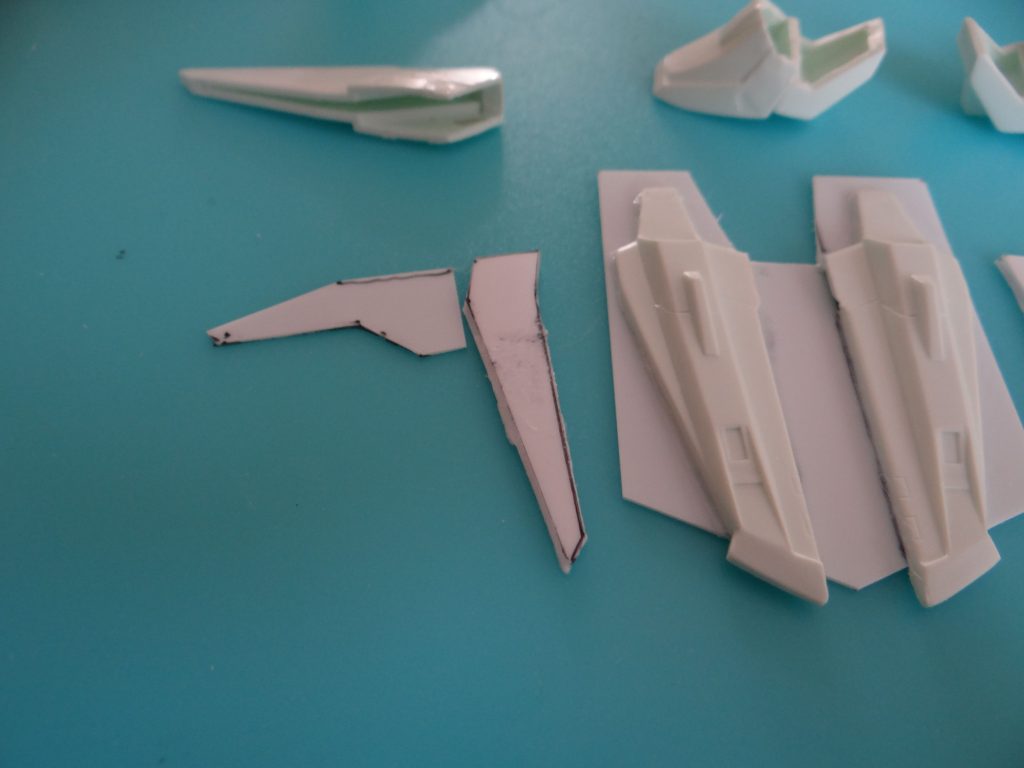 ウィングの展開部分は新造しています。