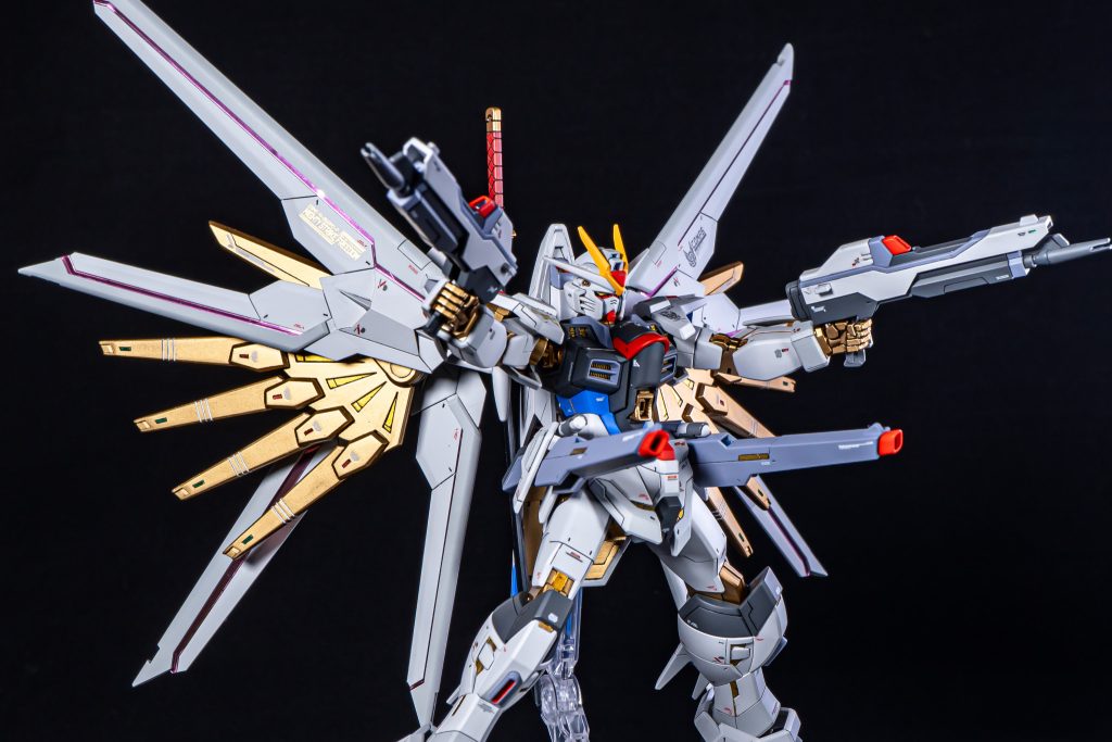 HG マイティーストライクフリーダム–4枚目/制作者：エヌヌ