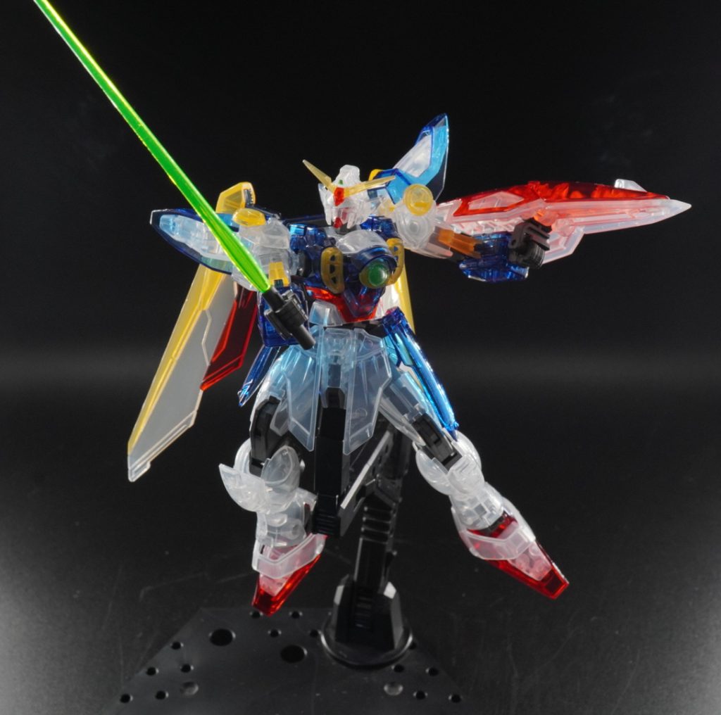 ビームサーベルは、今回は透明感を重視して、そのまま、光沢クリアーで仕上げです。