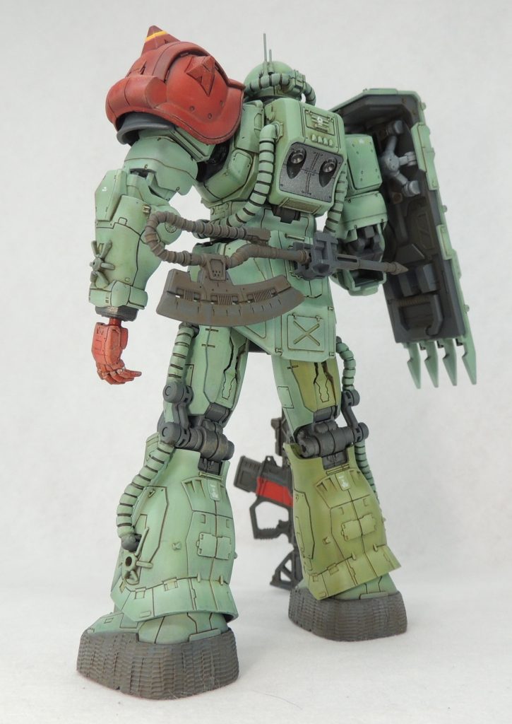 ■ツィンメリットコーティングエポキシパテを薄く貼り付けた後、固まる前にモールド入りプラ板をスタンプのように押し付け、独特なギザギザの模様を表現しました(スケール感より雰囲気重視)。