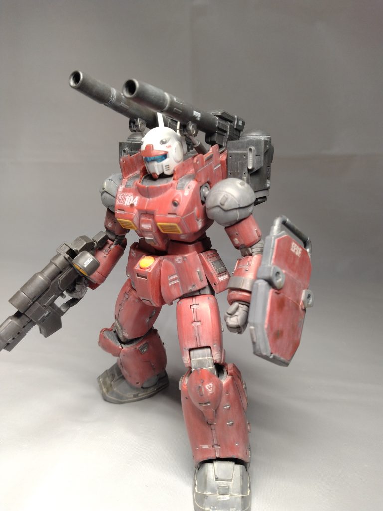 こちらも重厚なバックパックとなりました。