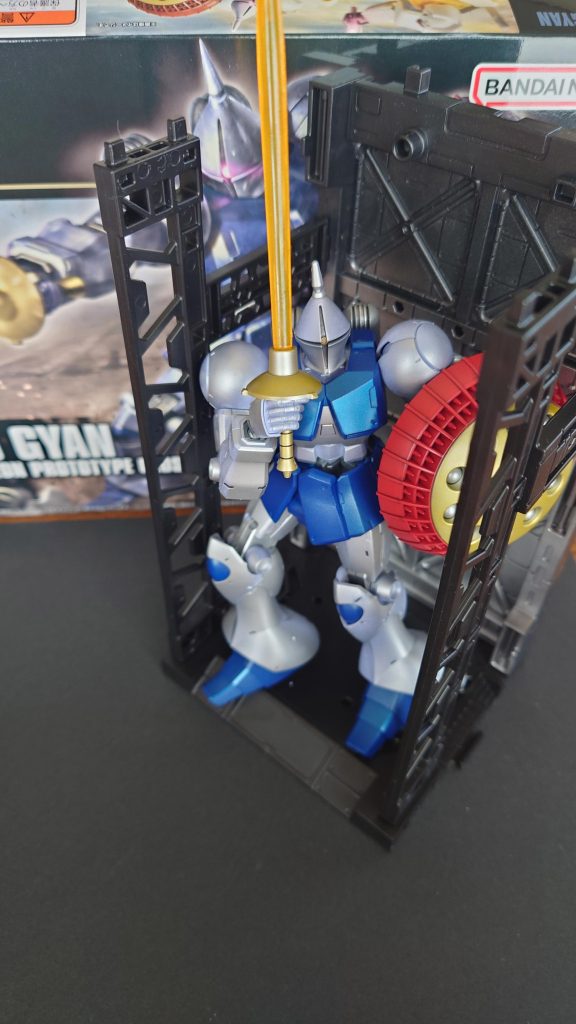 飾るときはこのポージングで飾る予定です。