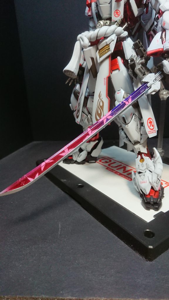 ■武器太刀狐がモチーフなので桜模様を取り入れました❗桜のマスキング大変だった(;´д`)