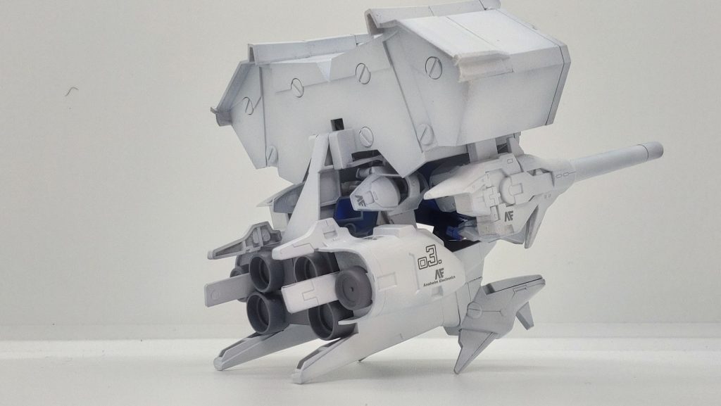 こちらは１号機と同じ色を使って黒立ち上げで仕上げ。