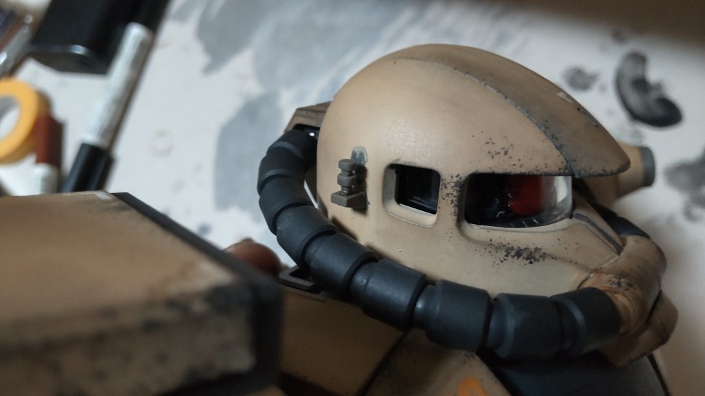 何かよく分からないけどセンサーみたいなモノも付けております。