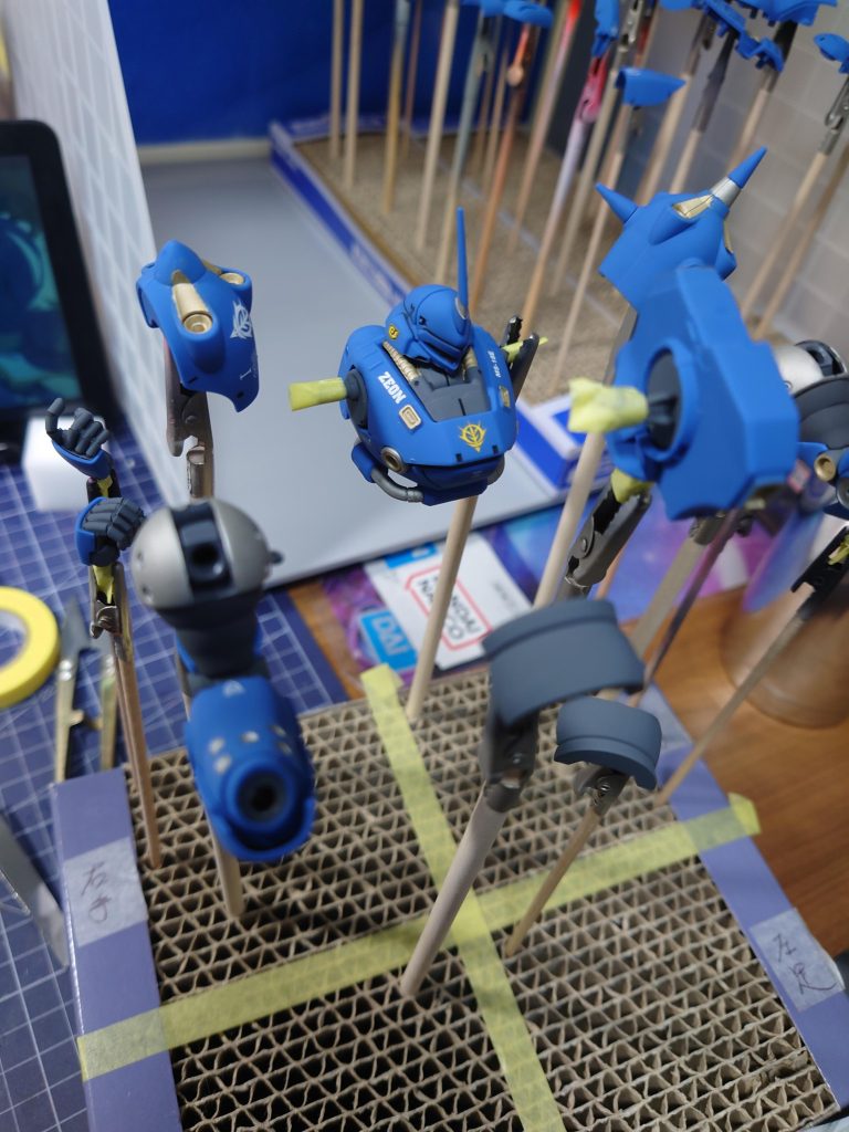 エナメルで部分塗装（ 筆）