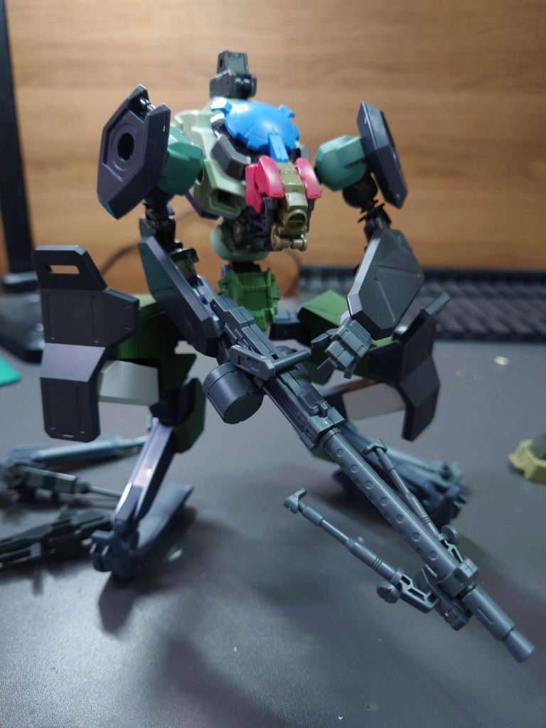 制作過程下半身は境界戦機のバンイップブーメランを使用上半身はザウォートの胴体を使用して３０MMのパーツで胴体部に頭部を移植