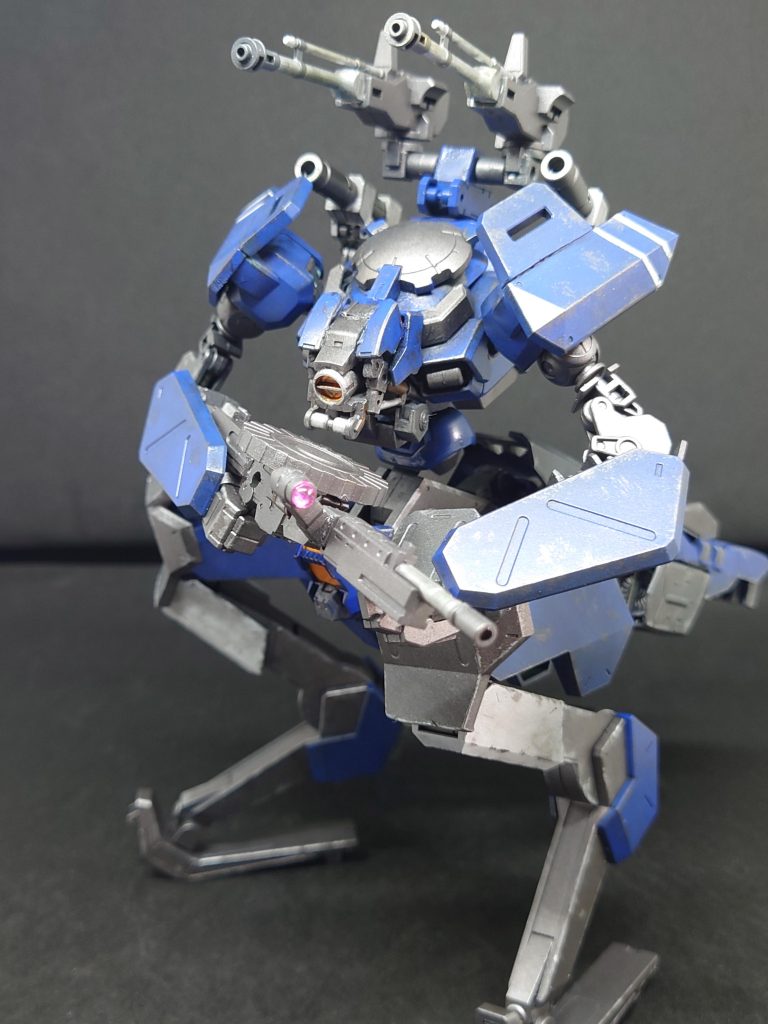 15式マシンガンジャンクヤードから回収された武装をオーバーホール改良によって復活した装備