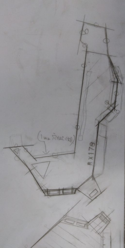  頭でっかち　過ぎて  スケール感　バグってる 模様です😅