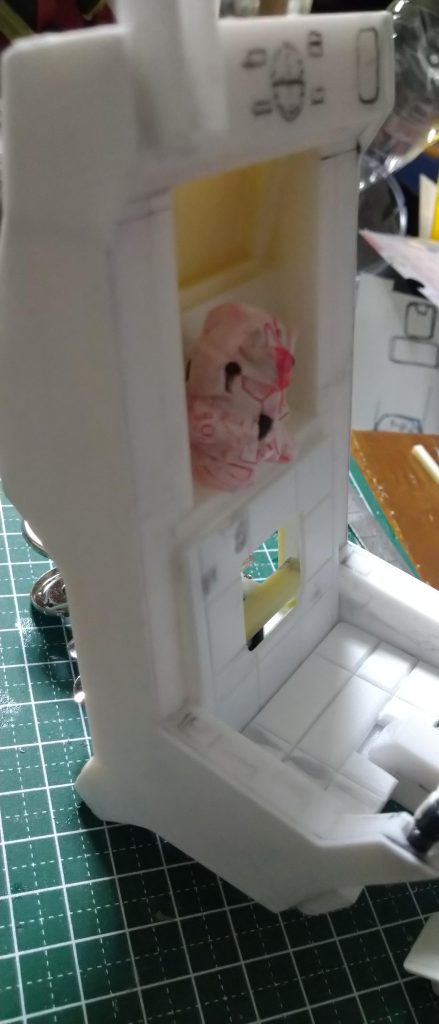 そこの空間  モニターでも入るんですか?  