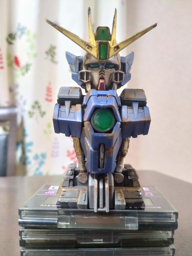 今回のテーマは、「 平 和 」となっております。皆さん知っての通り、ガンダムは戦う為に生まれた存在、そしてそのガンダムの力が必要とされず、人知れず朽ち果てていく・・・。ガンダムが必要ない世界、それこそがヒイロ達が求めたもの、即ち平和である。といった脳内エピソードを作りました✨