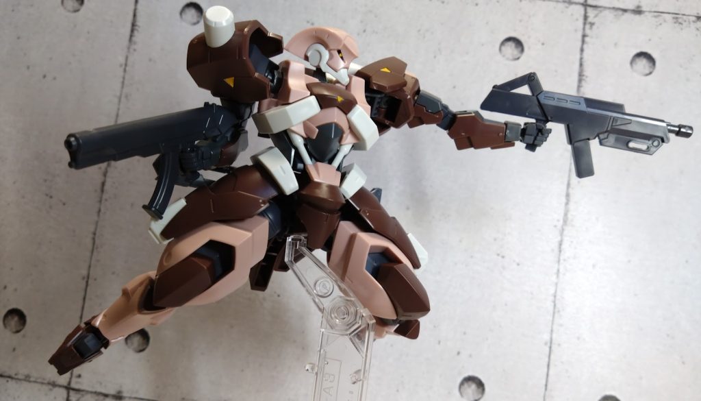 こんなかっちょいいピンク機体他にないよ…！